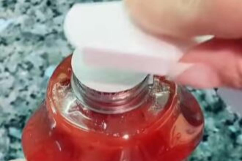 CEO ŽIVOT POGREŠNO OTVARATE KEČAP: Ovo je jedini način, samo tako je ISPRAVNO