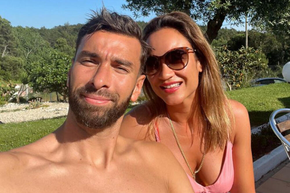 MOŽDA BI TAKO BILO BOLJE I "ORLOVIMA"? Vera je stručnjak: "Kad nema žena, ostaje im samo da MASTURBIRAJU!"