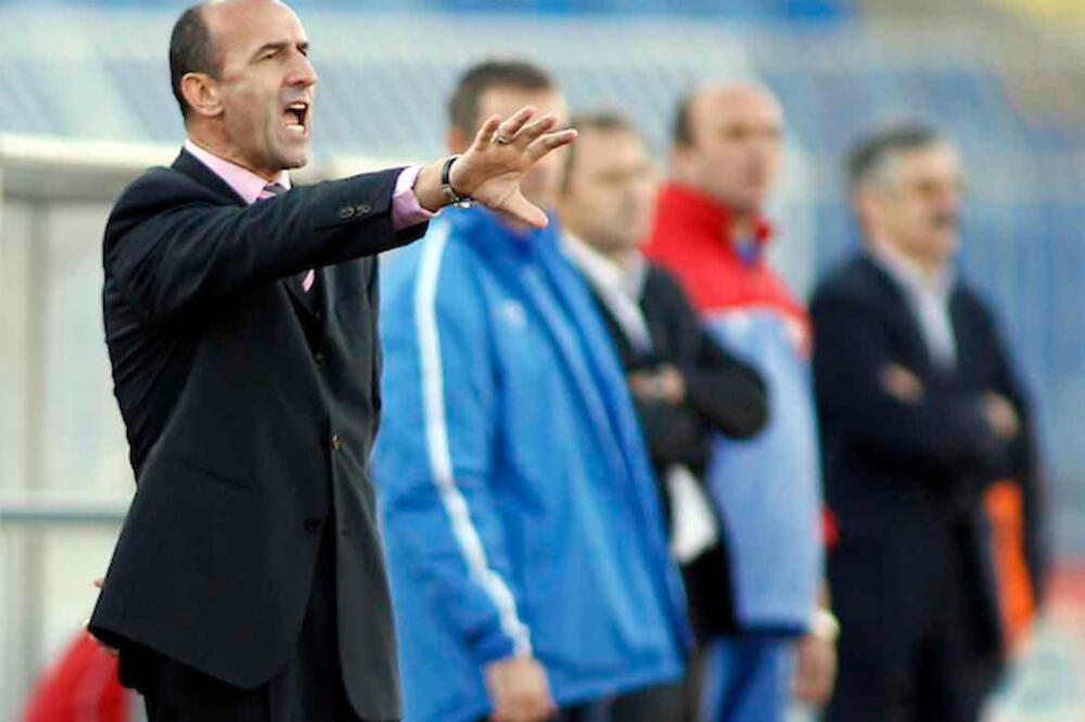 TUGA! Oglasio se klub u kome je Ješić ZAVRŠIO KARIJERU! (FOTO)