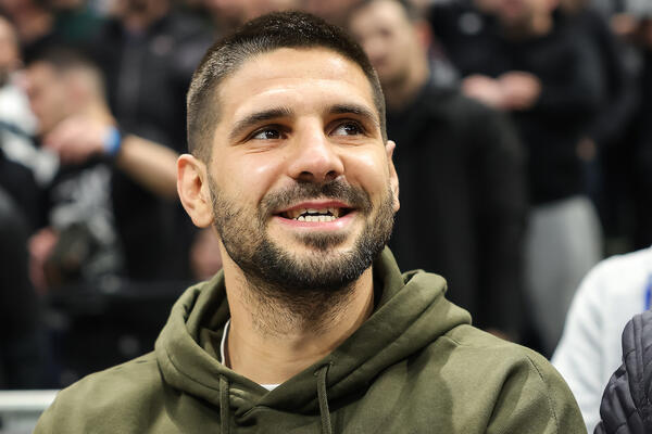 MITROVIĆ UPLATIO NOVAC KK PARTIZAN: Napadač Srbije OVOM SUMOM pomogao voljenom klubu!