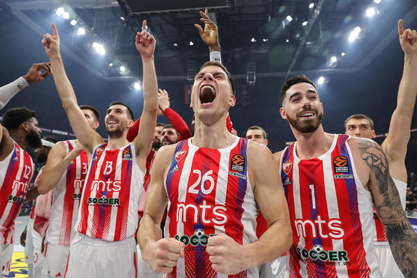 IVANOVIĆ RASPOMAMIO "DELIJE": Zvezda rasprodala "Pionir" za Žalgiris, karte PLANULE k'o od šale!