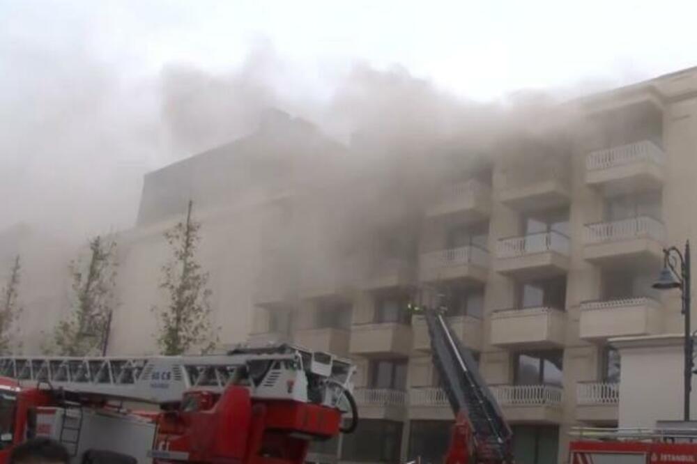 Stravična tragedija u Francuskoj: U požaru u zgradi stradalo 7 osoba, među žrtvama i 3 dece