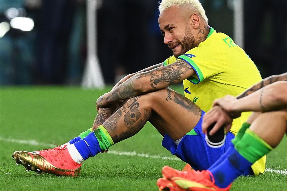 SCENA O KOJOJ PRIČA CEO SVET: Ko je utešio UPLAKANOG Nejmara? (FOTO)