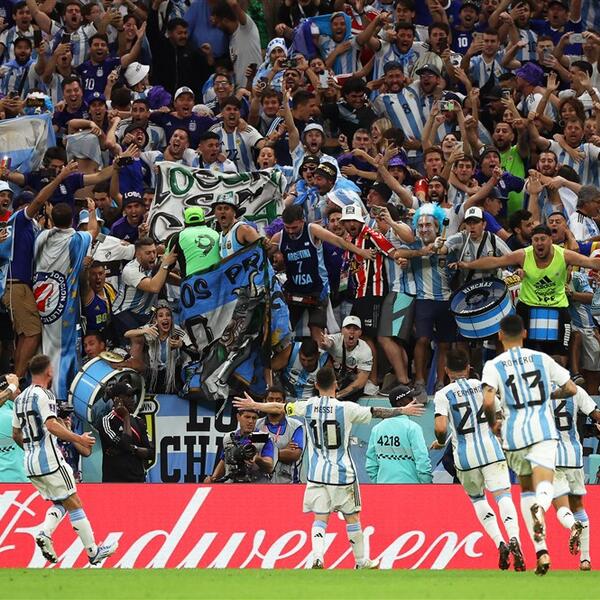 ARGENTINCI VEĆ U FINALU! Navijači "gaučosa" ODUVALI Hrvatsku (FOTO)