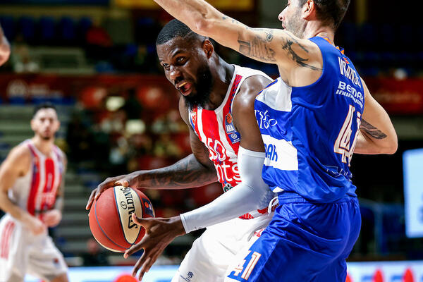 MORNAR LAK ZALOGAJ ZA ZAHUKTALU ZVEZDU: Bentil RAZBIO Barane, ali Rasel ponovo beleži NESTVARNE partije