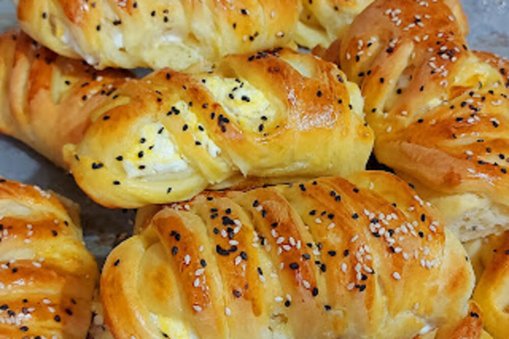 KIFLICE NIKAKO NEMOJTE DA DRŽITE NA 1 MESTU: Zbog TOGA se STVARA BUĐ i morate da ih BACITE