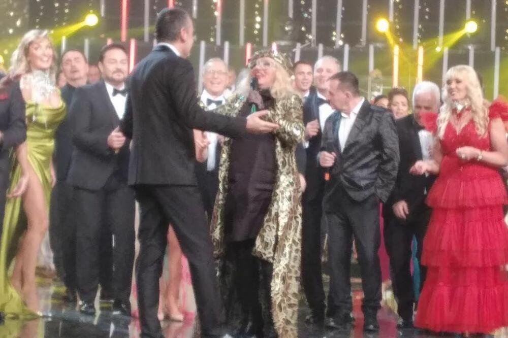 Espreso ekskluziva: Ponovo se pojavila na RTS-u nakon skandala!