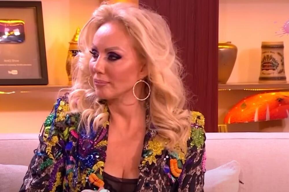 LEPA BRENA PROGOVORILA O BABA VANGI: Otkrila do DETALJA šta joj je ČUVENA PROROČICA pogodila