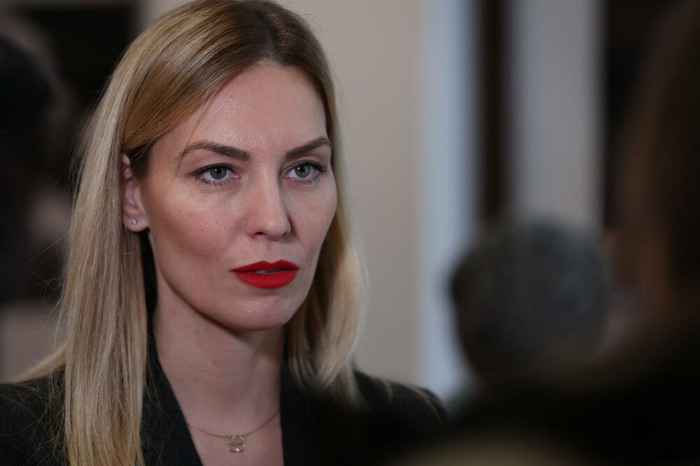 Zbog čega joj se ovo dešavalo? Kalina provela 6 nedelja u bolnici, bila u komi i ponovo učila da hoda zbog ovoga