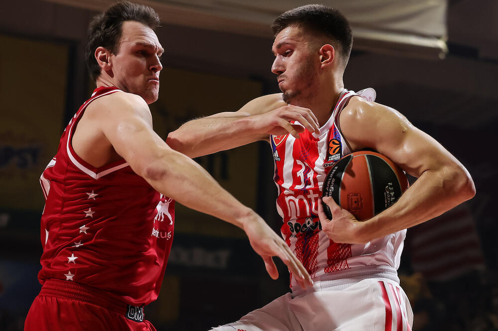 BORBENA ZVEZDA OSTALA BEZ REKORDA: Beron razljutio Delije, Olimpija umalo dozvolila PREOKRET