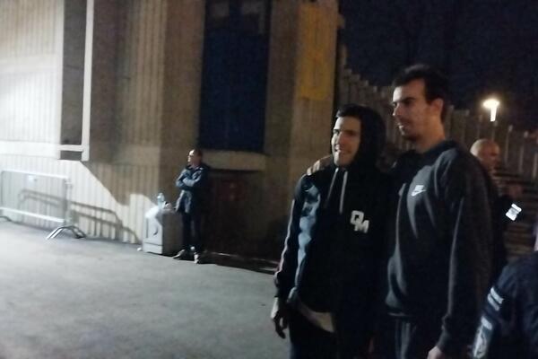 NAVIJAČI ZVEZDE SAČEKALI BERONA: Pogledajte šta se desilo posle TRZAVICA u Pioniru! (FOTO/VIDEO)