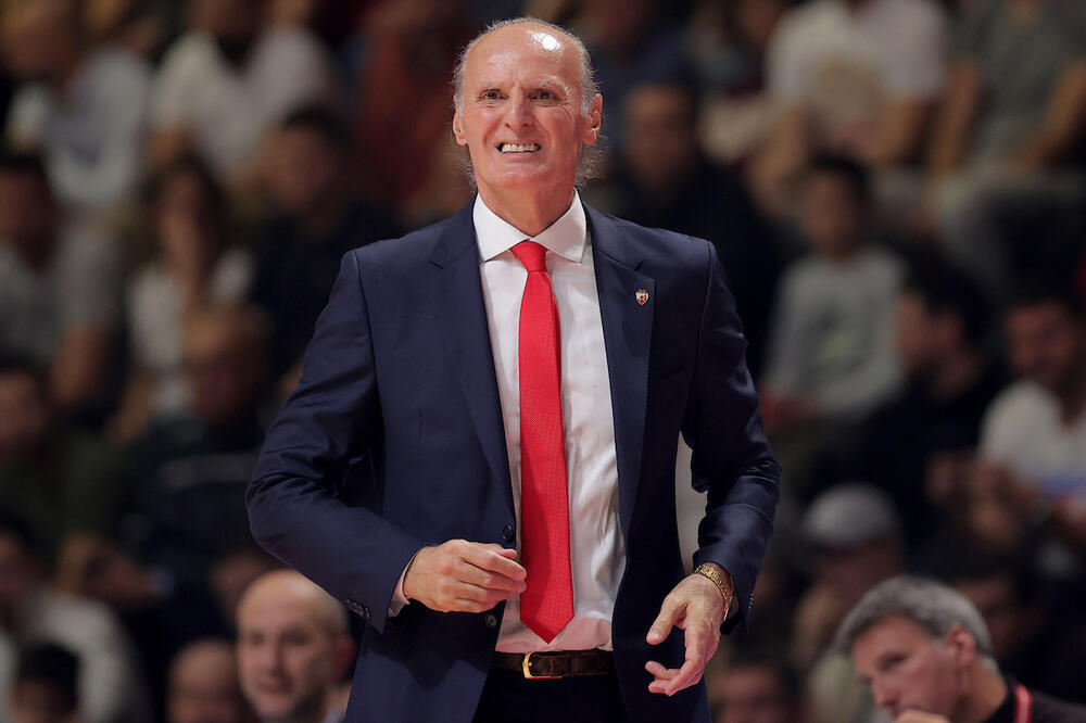 "BILO BI MNOGO LAKŠE SA FAKUNDOM"... Duško Ivanović razočaran zbog situacije oko Kampaca (FOTO)