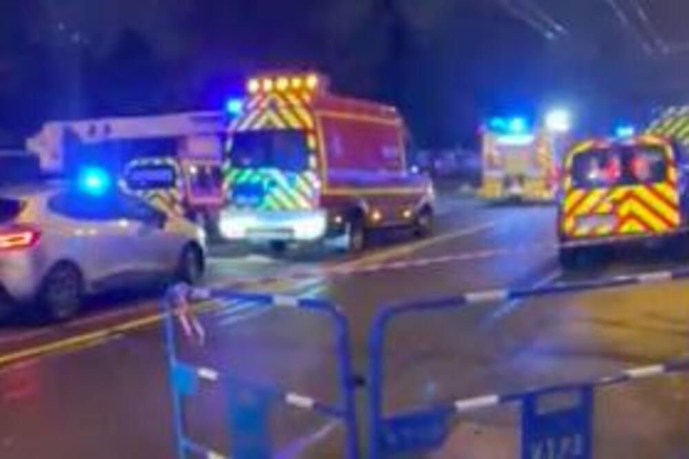 GORI ZGRADA KOD LIONA: Deset osoba NASTRADALO, među njima i petoro dece!