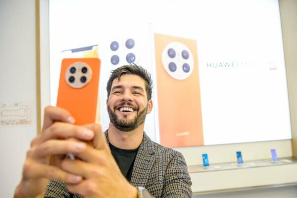 Praznično raspoloženje kroz kameru Stevana Pialea