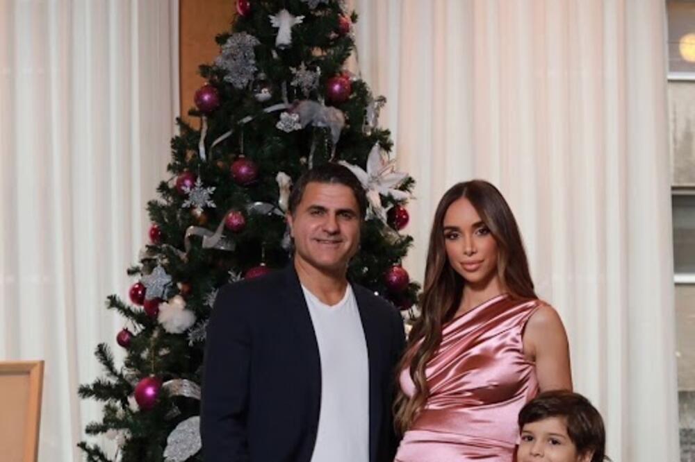 DIVNE VESTI IZ DOMA NENADA JESTROVIĆA: Stigao PETI naslednik sa MOĆNIM i ČUDNIM IMENOM