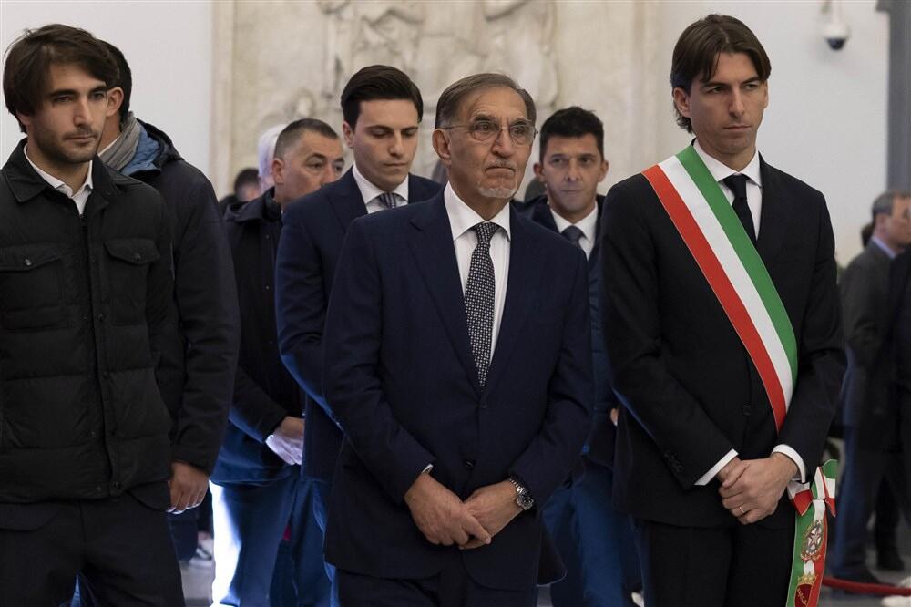 Ignacio La Rusa (u sredinu)