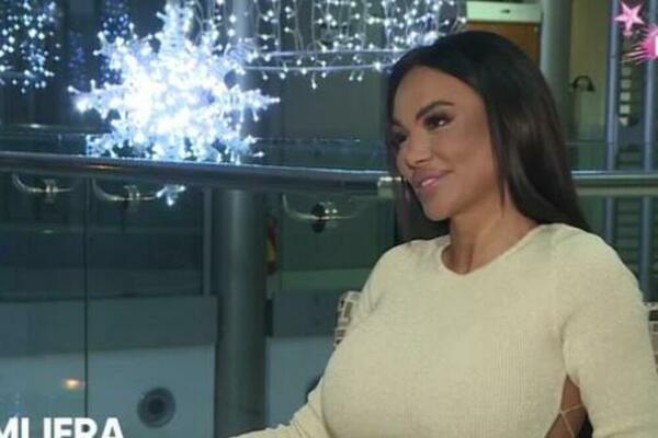 ĆERKA PREKO 100 OPERACIJA, A ONA PRIRODNA LEPOTICA: Tamara Đurić pokazala kako izgleda njena majka, svi ODUŠEVLJENI