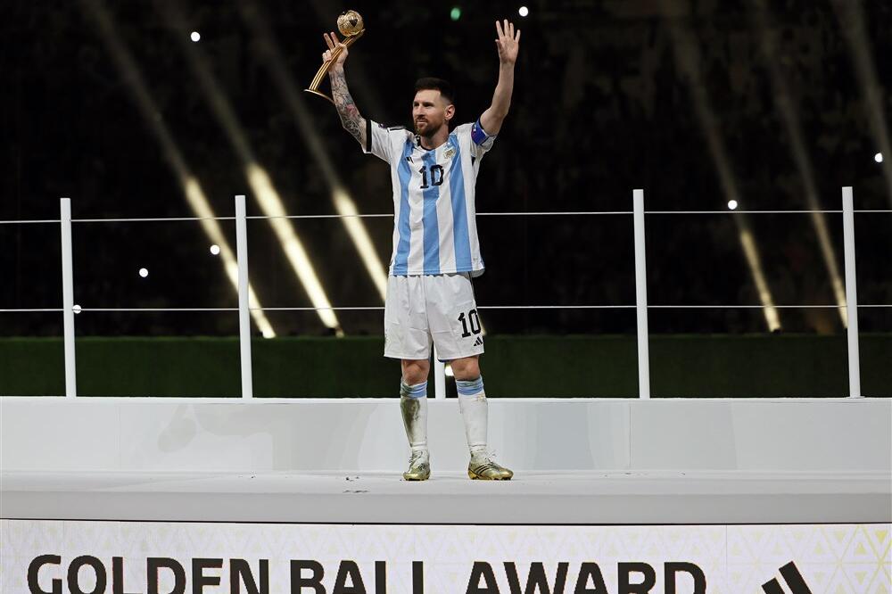 MESI POSLAO SPECIJALNU PORUKU: Iskoristio priliku da pomene i legendarnog Maradonu! (VIDEO)