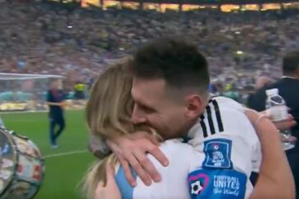 ISPRAVKA: Mesi nije grlio majku posle finala Svetskog prvenstva, već šeficu tima kuvara reprezentacije