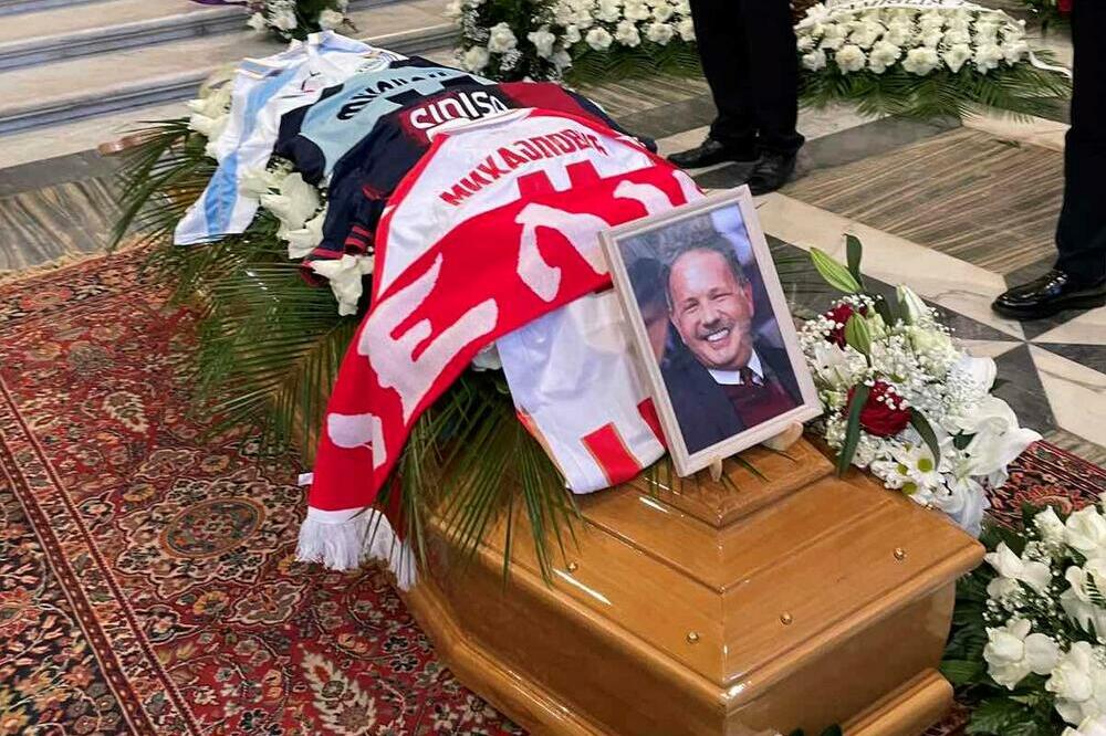 ČUVENI TRENER SE PESMOM OPROSTIO OD MIHAJLOVIĆA: Stihovi koji DUŠU KIDAJU!