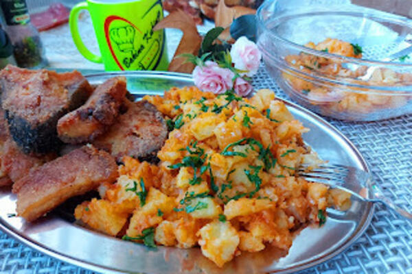 KROMPIR PO BAKINOM RECEPTU KOJI MOŽE DA SE JEDE SVAKI DAN: Pun softa, mekan, začinjen, savršeno ide kao PRILOG!