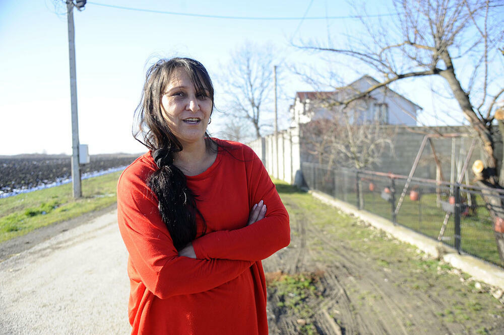 OVA ŽENA JE RODILA POZNATOG FOLKERA: Znamo ga po BURNOM ljubavnom životu, više puta za dlaku izbegao SMRT