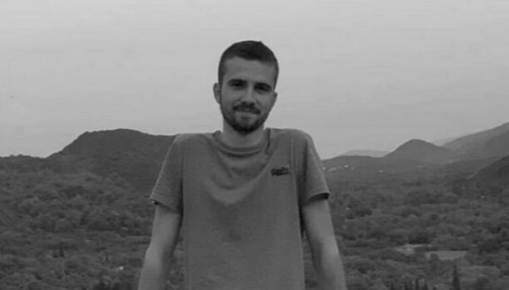 Novi jezivi detalji o smrti poštara Miloša: Njegov otac otkrio sve, RUKE SU MU BILE VEZANE!