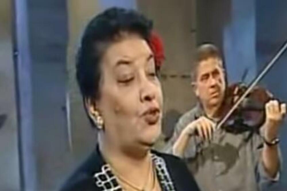 DETE RODILA SA 14 GODINA, ČISTILA TOALETE, KAFANA JOJ BILA DRUGA KUĆA: Pevačicin život je FILM, svi se sećate nje