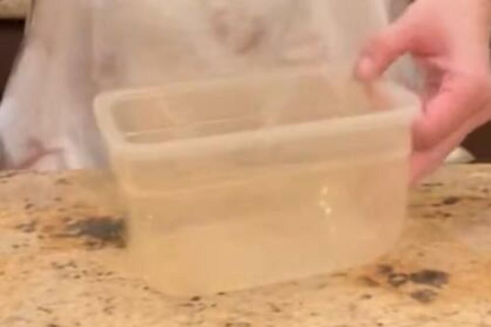 SVE VREME POGREŠON KORISTITE PLASTIČNE POSUDE ZA HRANU: Žena otkrila PRAVILAN NAČIN, od sada ćete samo ovako raditi