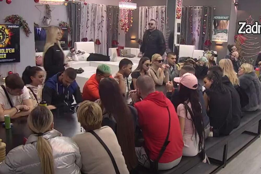 ALEKS NIKOLIĆ DONELA BITNU ODLUKU! Zadrugarka pred svima dala Caru OBAĆANJE, pa poručila SAMO JEDNO