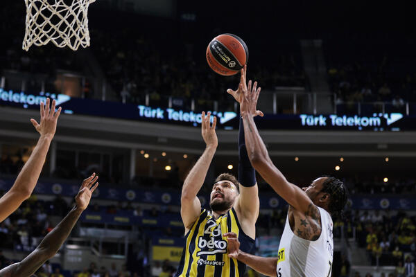 PANTER UŠAO U DRUŠTVO ODABRANIH: Košarkaš Partizan stigao do velikog jubileja u Evroligi!