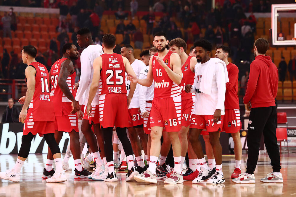 Košarkaši Olimpijakosa posle utakmice