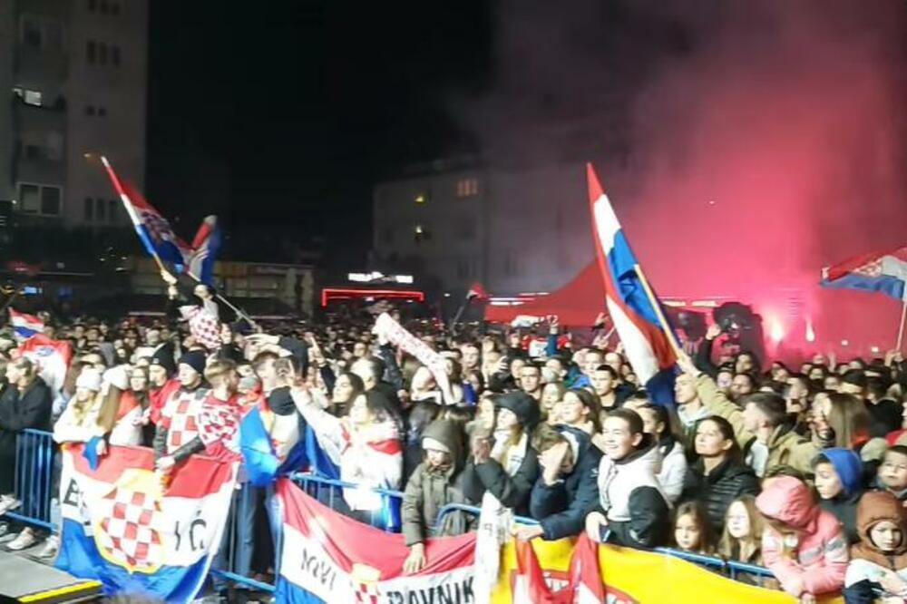 HRVATI SE OPET OBRUKALI: Dalića u Livnu dočekali sa "Za dom spremni!" (FOTO) (VIDEO)