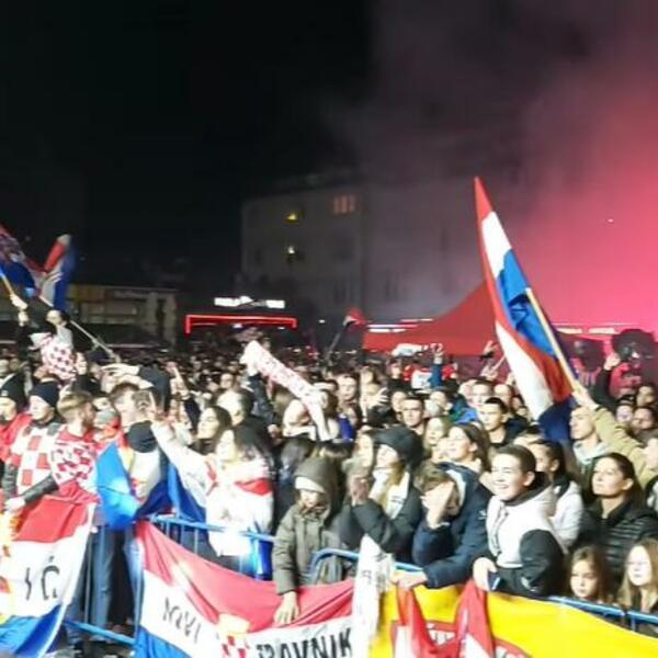 HRVATI SE OPET OBRUKALI: Dalića u Livnu dočekali sa "Za dom spremni!" (FOTO) (VIDEO)