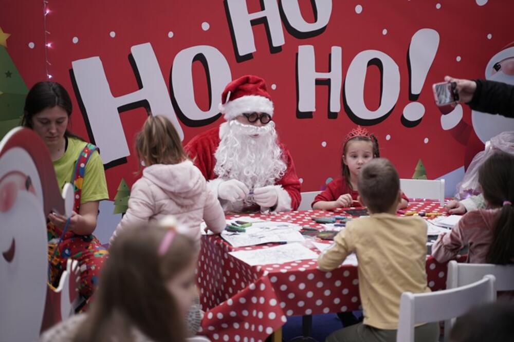 NOVOGODIŠNJI PRAZNICI SU RADOST SVIH MALIŠANA: Magija počinje!