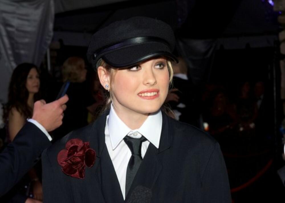 Ovako danas izgleda ćerka Ane Nikol Smit