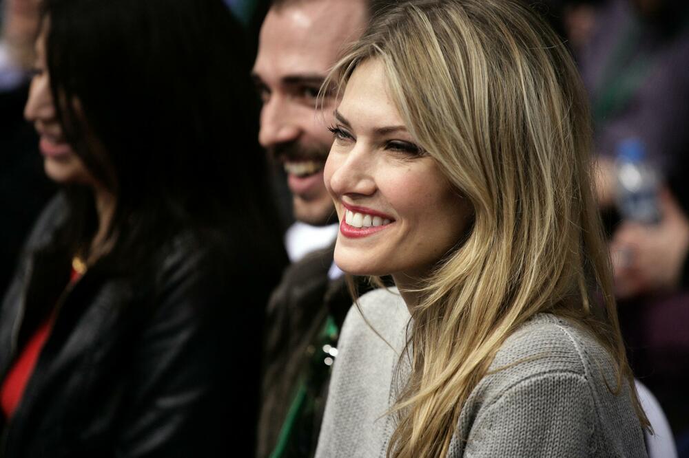 EVI KAILI PRODUŽEN PRITVOR: Bivša potpredsednica ostaje iza REŠETAKA, strahuje se od JEDNOG