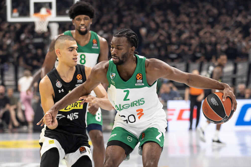 Kinan Evans, Jam Madar