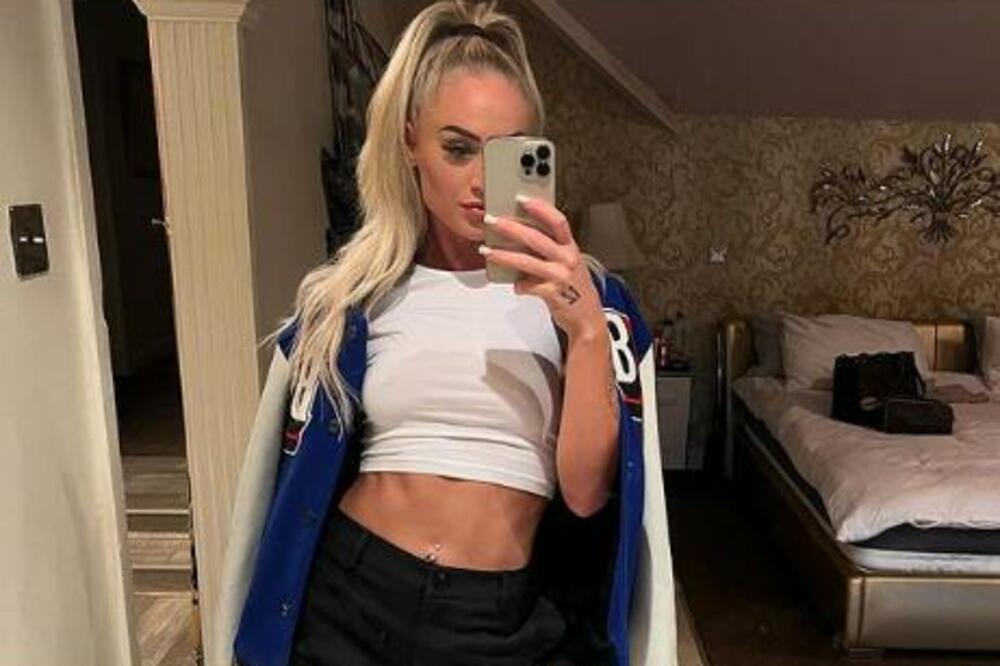 NAJLEPŠA FUDBALERKA BILA U VEZI SA SAIGRAČICOM PA SA KOLEGOM: To je za nas NORMALNO! Sad joj se nabacuje teniser...