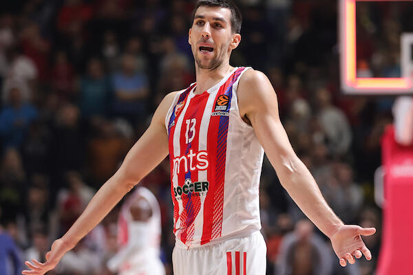 KADA NEMA NAČINA DA SE NABAVE KARTE, CIMAJU SE IGRAČI: Dobrić srušio snove ZVEZDAŠIMA! (VIDEO)