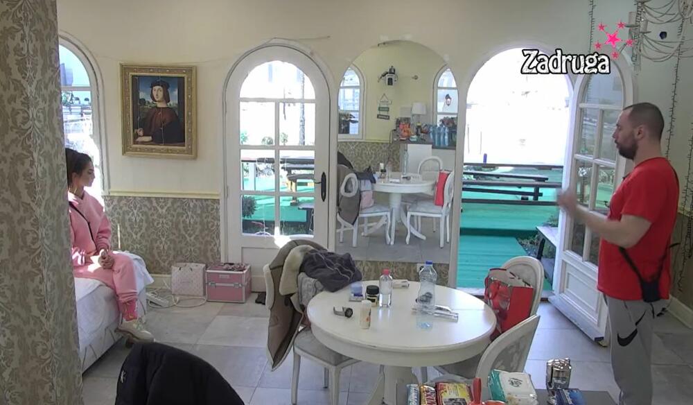 Zvezdan traži Anđeli da ozvaniče vezu