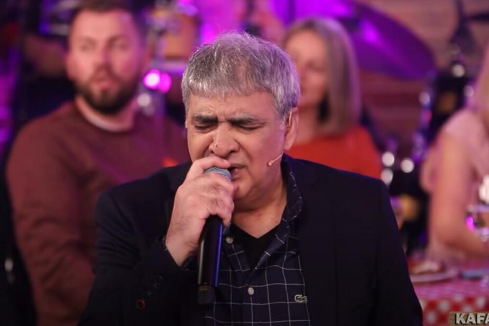 POZNATI PEVAČ SE UKLJUČIO U UŽIVO EMISIJU I PROGOVORIO O ULASKU U ZADRUGU: Javno otkrio svoje USLOVE