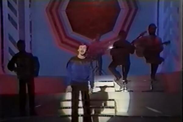 SMRT PREKRIVENA VELOM TAJNI: Naš PEVAČ skočio sa mosta, telo NIKADA nije pronađeno, kruže razne TEORIJE o TRAGEDIJI