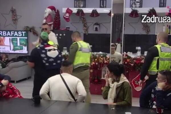 VELIKI HAOS U ZADRUZI: Neca krenuo da PLJUNE CARA, a njegova reakcija će vas POTPUNO FRAPIRATI