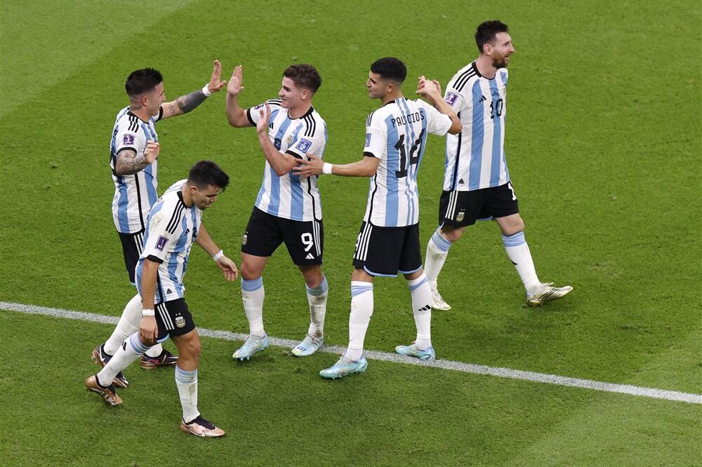 VELIKA TRKA ZA DOVOĐENJE SVETSKOG PRVAKA: Postaće jedan od najplaćenijih fudbalera svih vremena!