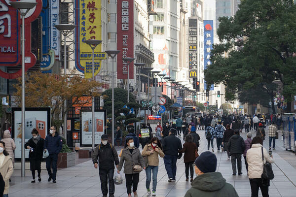 Kina zauzima pragmatičan pristup u borbi protiv kovida