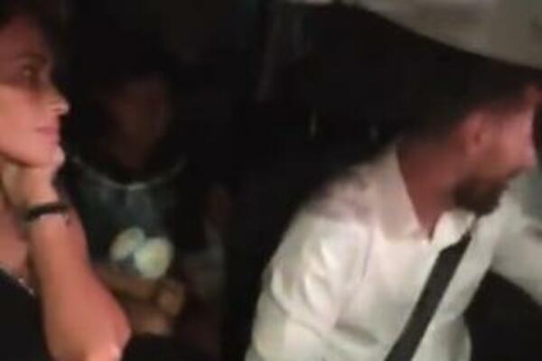 NAVIJAČI "ZAROBILI" MESIJA U KOLIMA: Njegovoj ženi nije bilo nimalo prijatno - haos u Rozariju! (VIDEO)