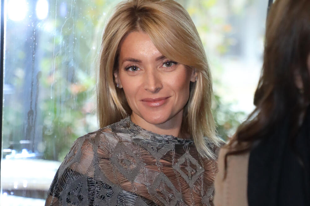 Ova žena je rodila omiljenu srpsku glumicu: Na njen šarm niko nije ostao ravnodušan, a majka je na nju najponosnija