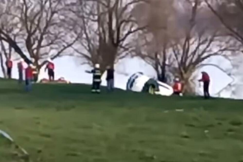 IZ SAVE IZVUČEN AUTOMOBIL U KOJEM JE PRONAĐENO TELO ŽENE: Prethodno prijavljen NESTANAK poginule (VIDEO)