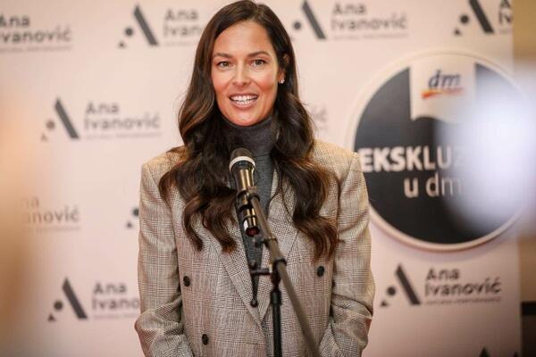 RASPLAKALA NACIJU: Ana Ivanović se oglasila emotivnom porukom posle porođaja (FOTO)